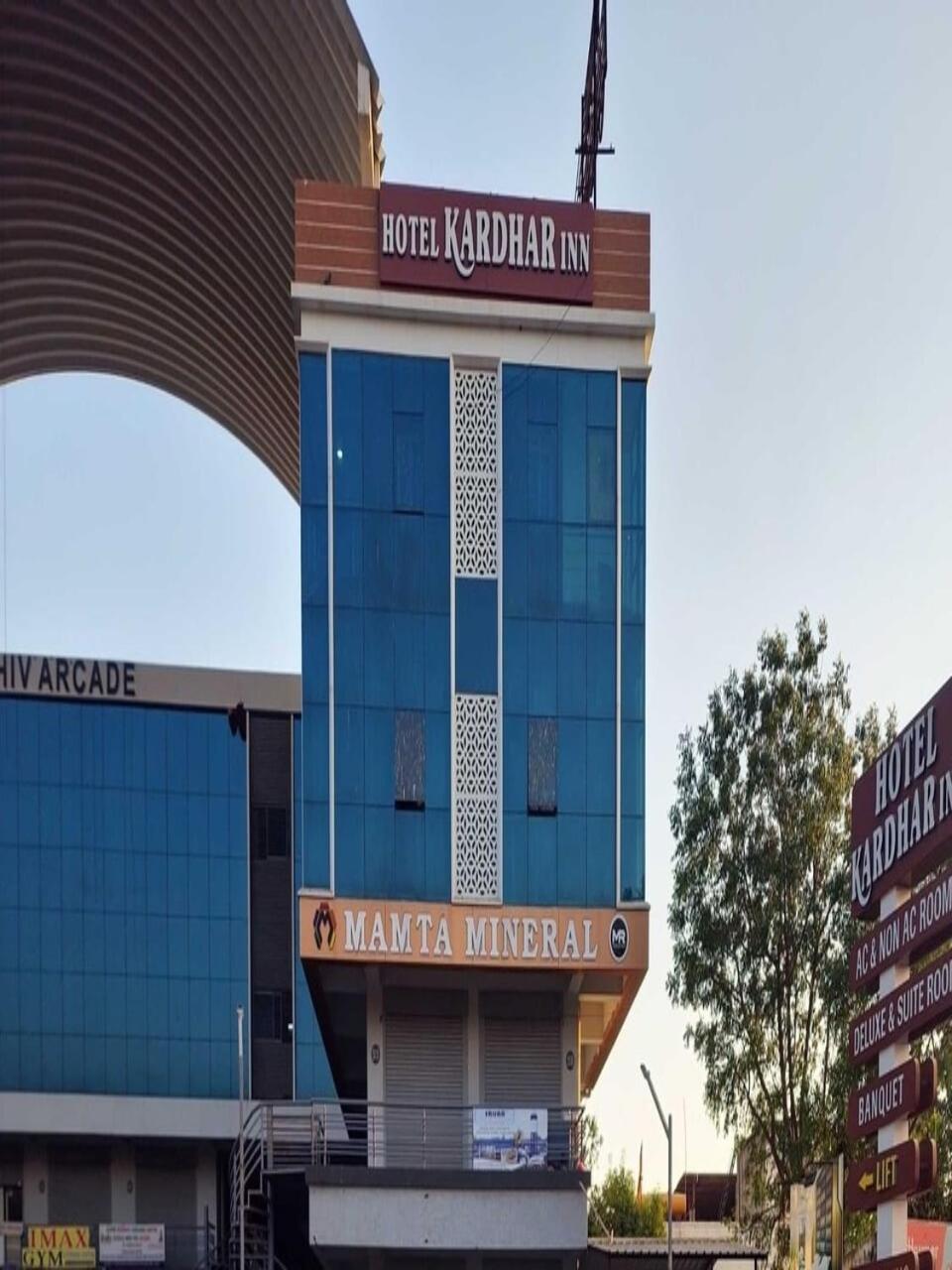 Super Townhouse Ambaji Formerly Hotel Kardhar Inn Exteriör bild